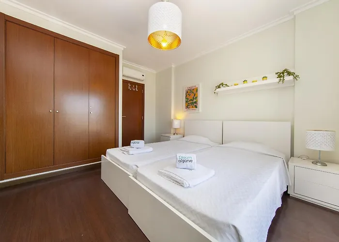 Apartamento B03 - Luxury 2 Bed Near Marina