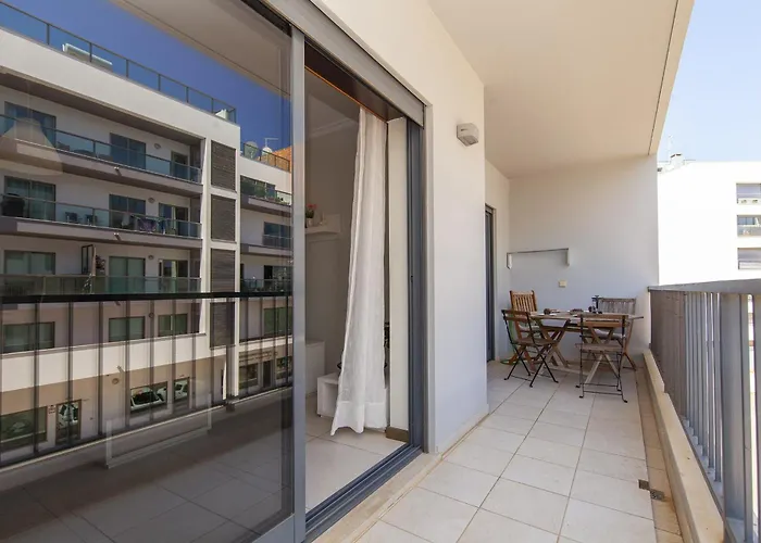 Apartamento B03 - Luxury 2 Bed Near Marina *