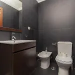 B03 - Luxury 2 Bed Near Marina
