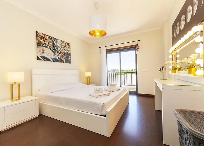 B03 - Luxury 2 Bed Near Marina Lagos